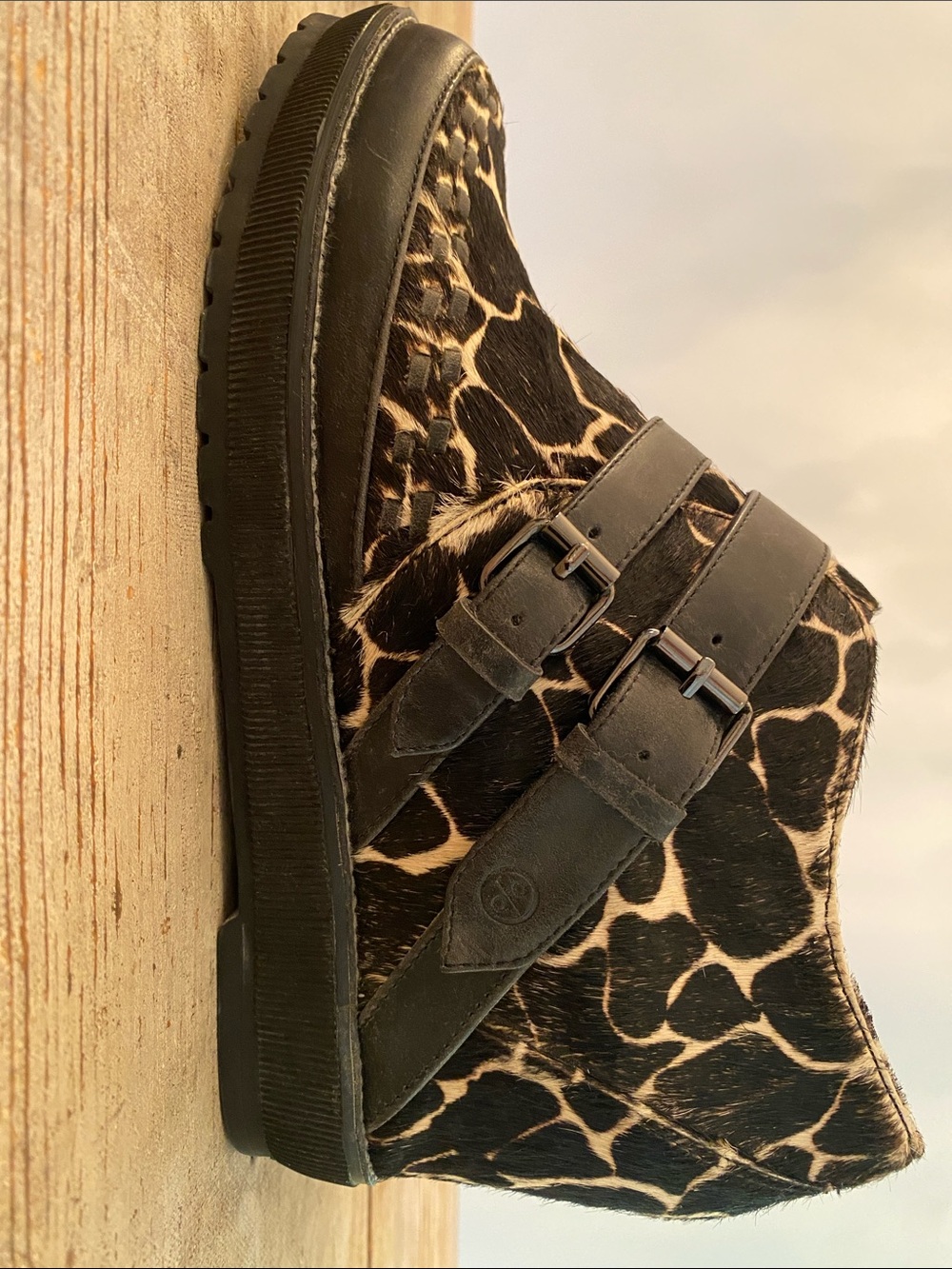 80/20 Black and Cream Giraffe-Print Fur Leather Strap Loafers - Picture 5 of 12